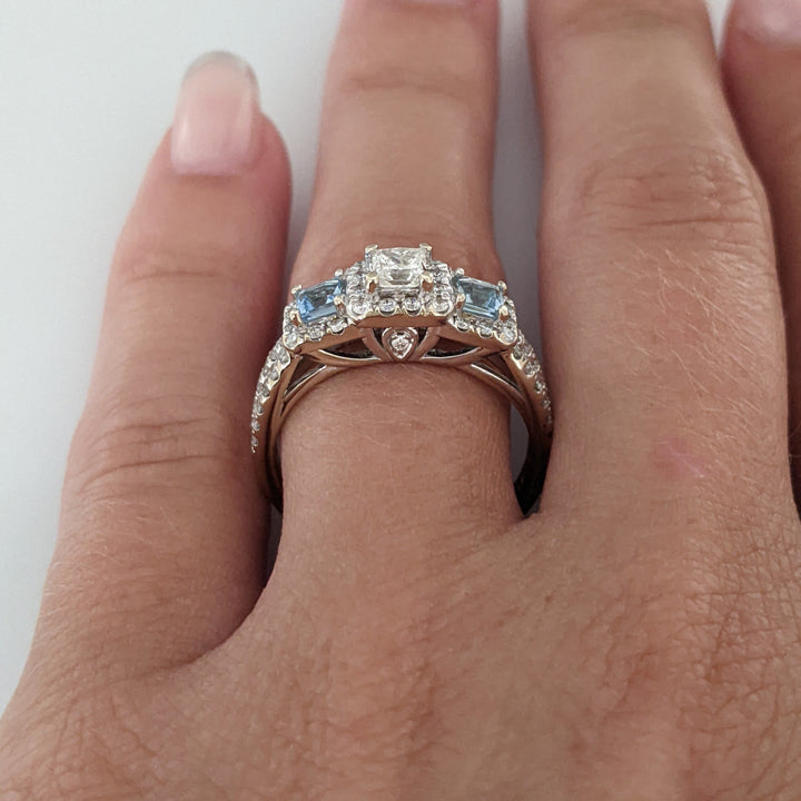 14K WHITE .64 CARAT TOTAL WEIGHT I1 I DIAMOND PRINCESS CUT (1) ROUND (54) AQUAMARINE (2) ESTATE RING 4.1 GRAMS