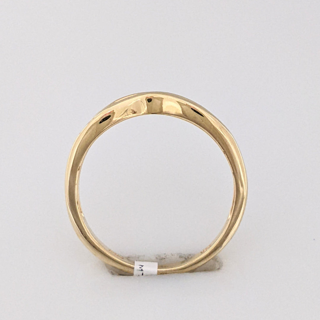 14K .18 CARAT TOTAL WEIGHT I1 I DIAMOND ROUND (12) CURVED CHANNEL SET ESTATE BAND 1.8 GRAMS