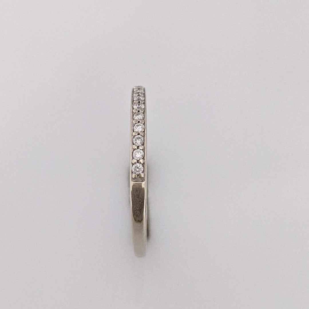 14K WHITE .13 CARAT TOTAL WEIGHT I1 H DIAMOND ROUND (13) ESTATE CHANNEL SET BAND 1.8 GRAMS