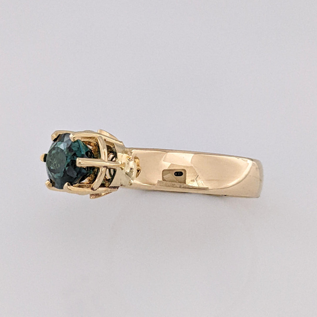 14K GREEN TOURMALINE OVAL 7X10 ESTATE RING 4.9 GRAMS