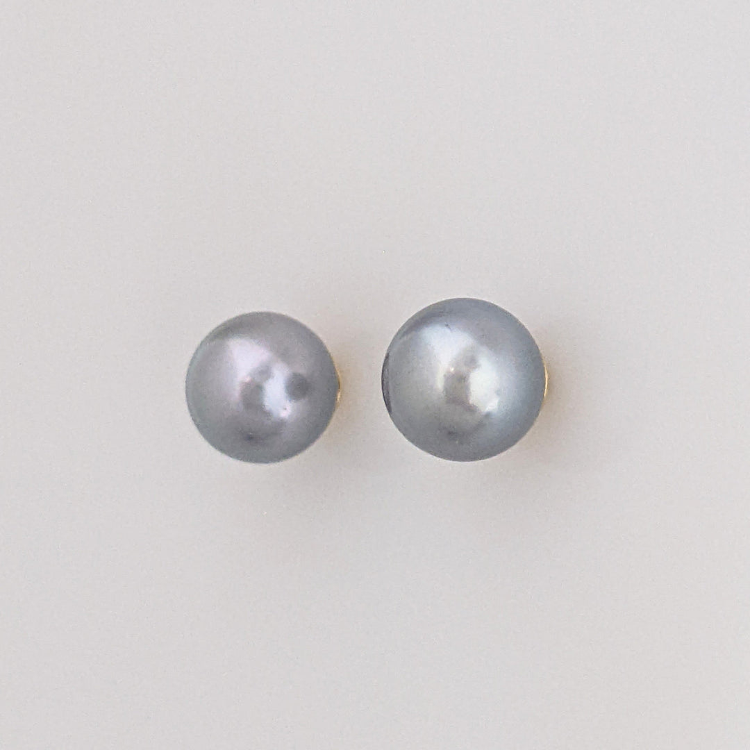 14K CULTURED PEARL DYED BLUE 7.5MM ESTATE STUD EARRINGS 2.1 GRAMS