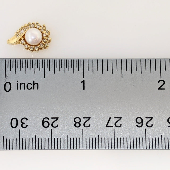 14K PEARL ROUND 5.5MM WITH ROUND/ BAGUETTE MELEE ESTATE EARRINGS 4.0 GRAMS