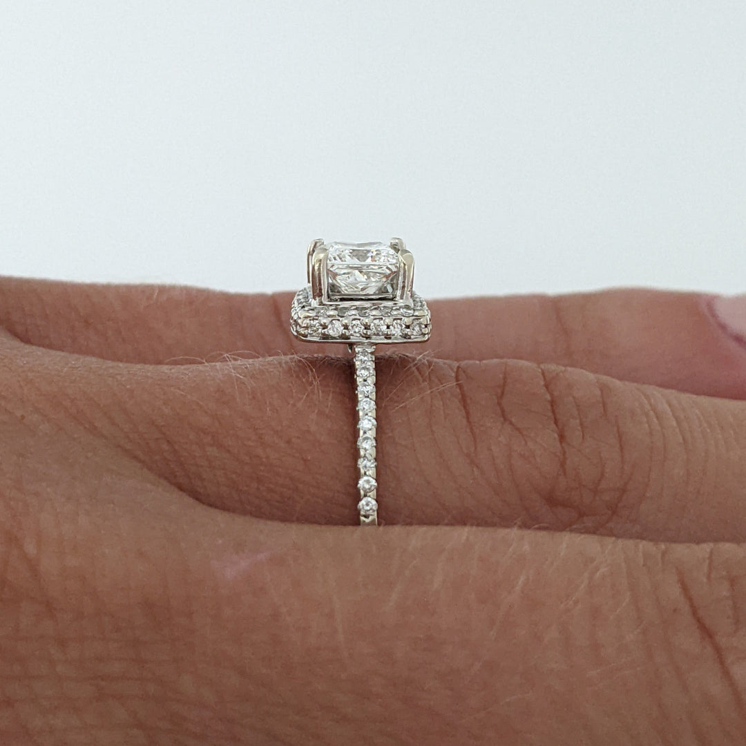 14K WHITE GOLD 1.00 CARAT TOTAL WEIGHT VS2 G DIAMOND PRINCESS CUT HALO ESTATE RING 2.6 GRAMS