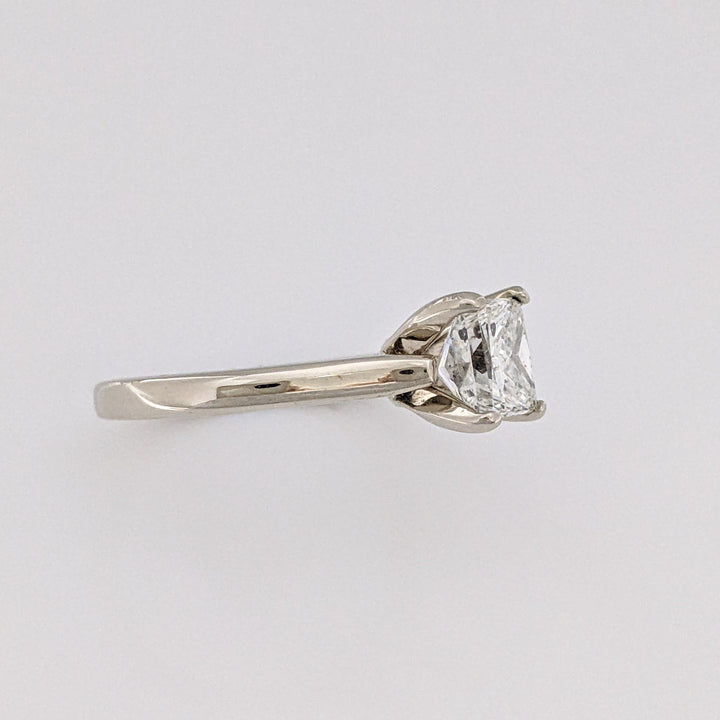 14K WHITE .91 CARAT TOTAL I1 H DIAMOND EMERALD CUT ESTATE RING 2.6 GRAMS