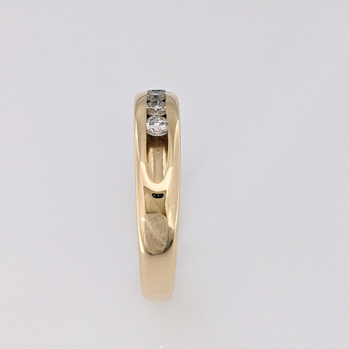 14K .50 CARAT TOTAL WEIGHT SI1 G DIAMOND ROUND (5) CHANNEL SET ESTATE BAND 5.3 GRAMS