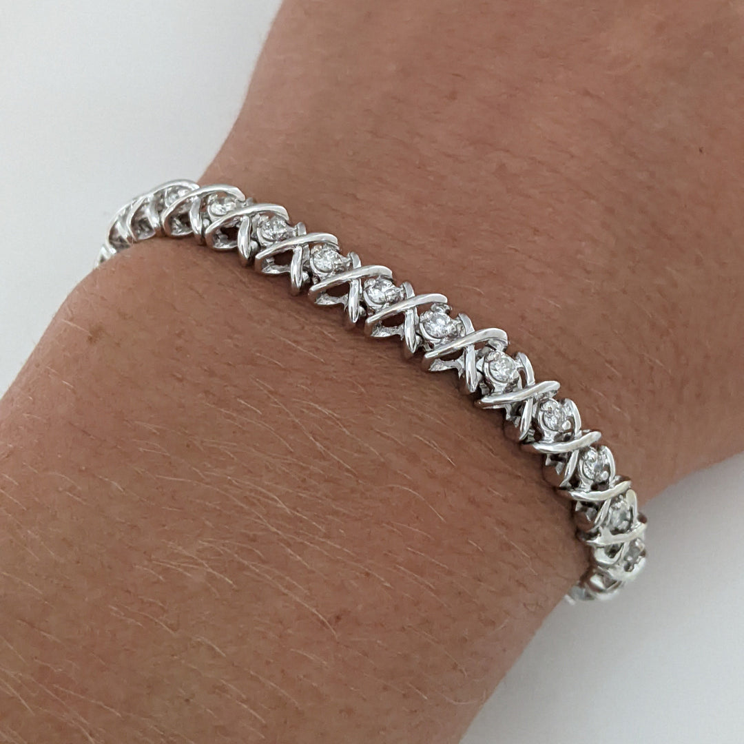 14K WHITE 1.28 CARAT TOTAL WEIGHT I1 I DIAMOND ROUND (32) "X" LINK ESTATE BRACELET 15.1 GRAMS