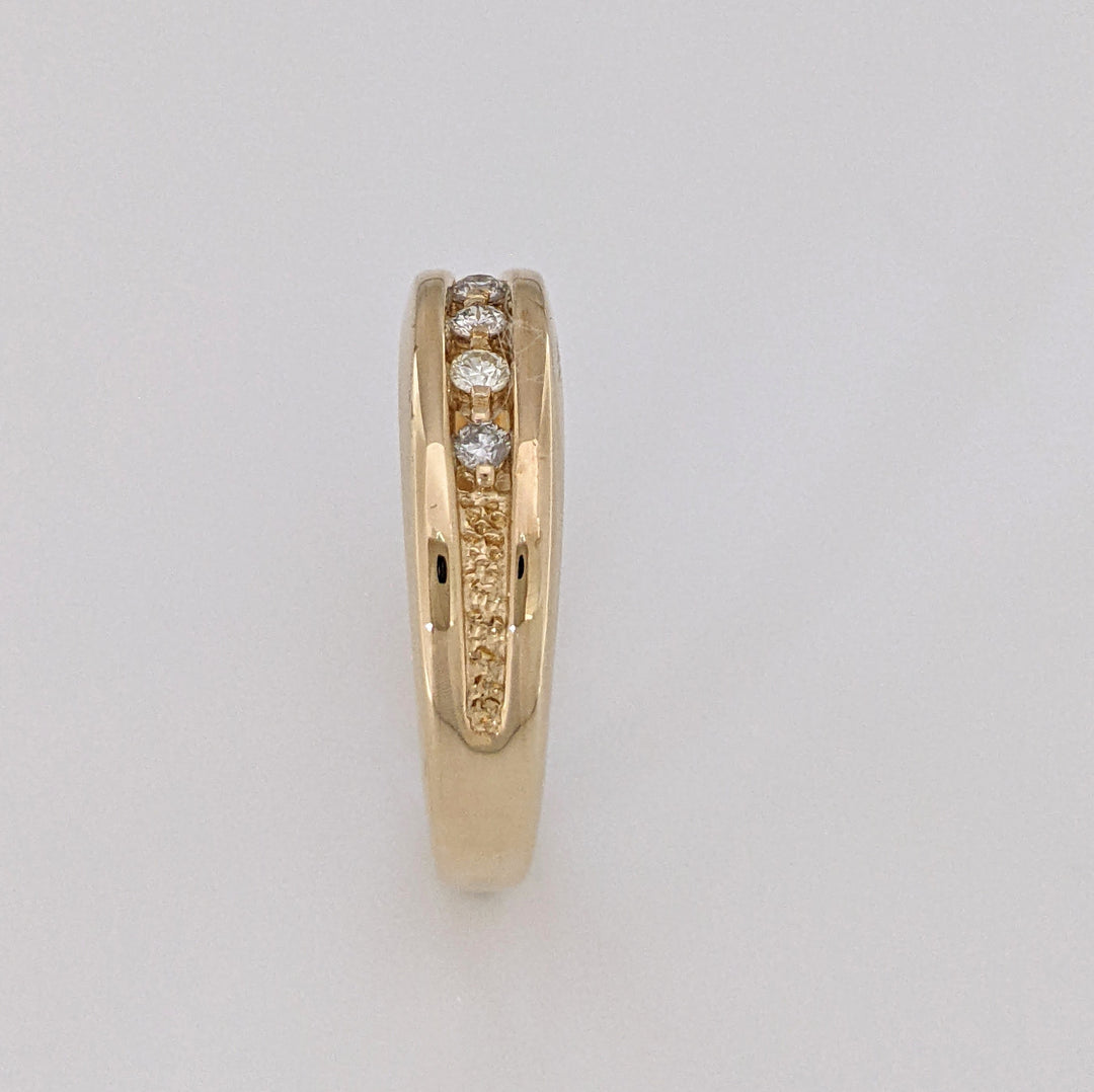 14K .12 CARAT TOTAL WEIGHT SI2 I DIAMOND ROUND (4) ESTATE BAND 4.7 GRAMS