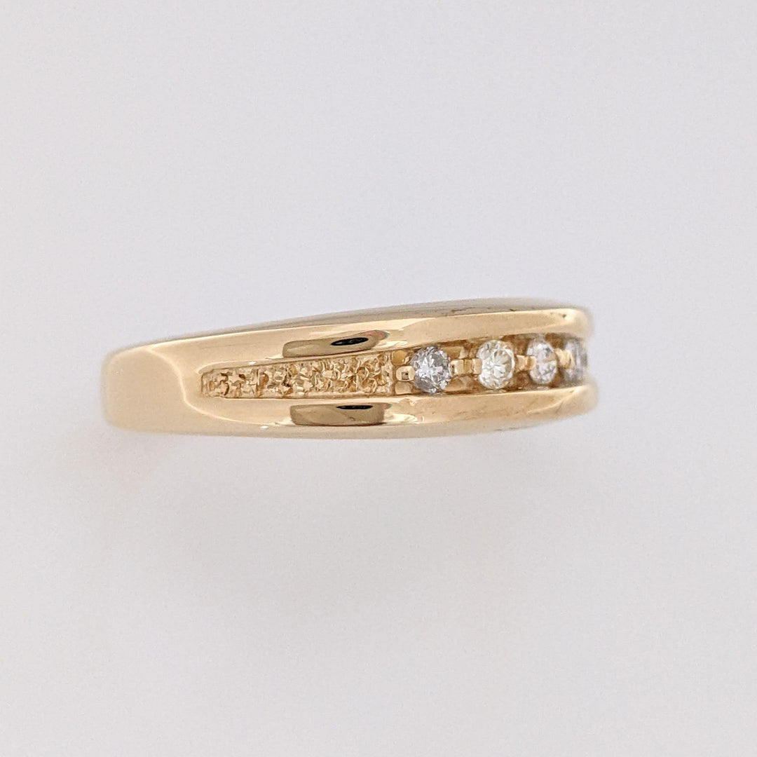 14K .12 CARAT TOTAL WEIGHT SI2 I DIAMOND ROUND (4) ESTATE BAND 4.7 GRAMS