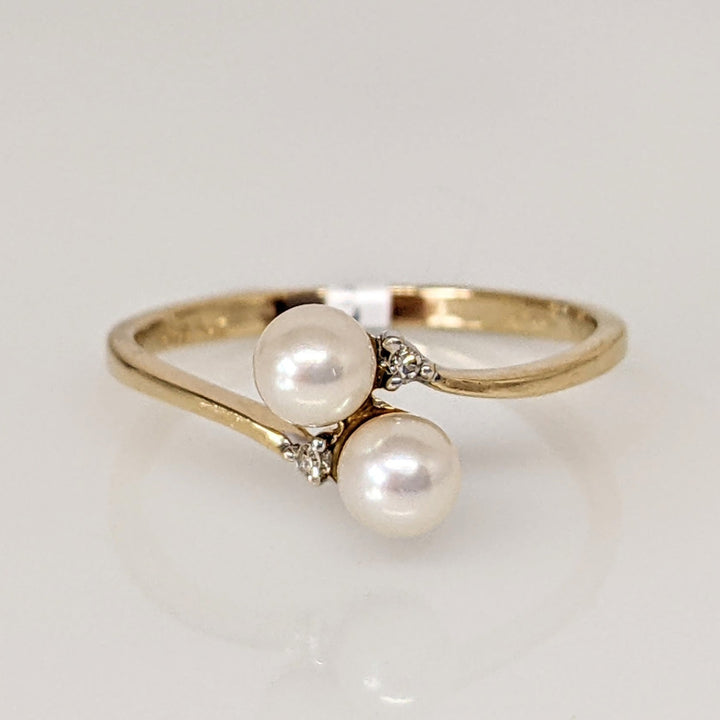 14K PEARL ROUND (2) 4MM BYPASS WITH MELEE ESTATE RING 1.4 GRAMS