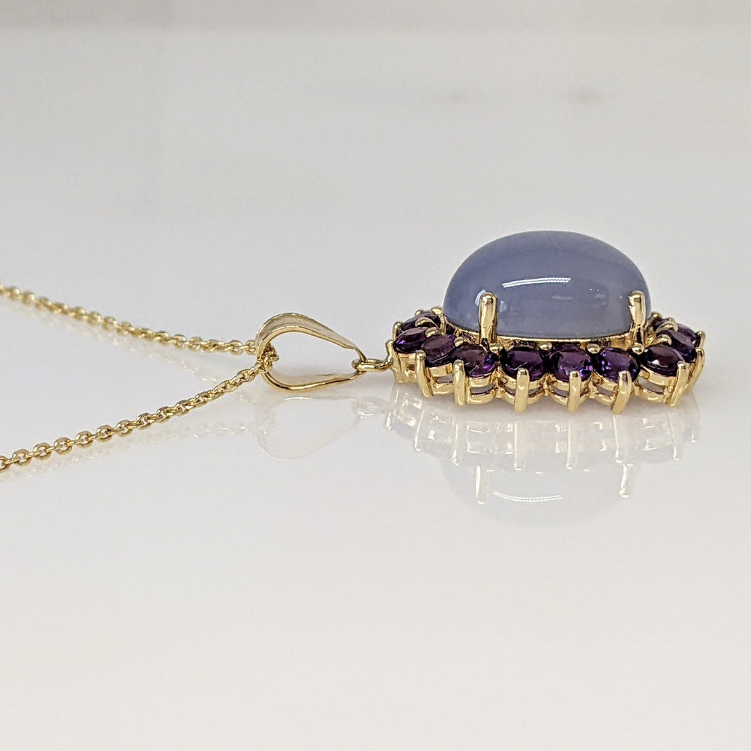 14K PURPLE JADE CABOCHON 10X14 WITH (16) 3MM AMETHYST ESTATE PENDANT & CHAIN 5.8 GRAMS