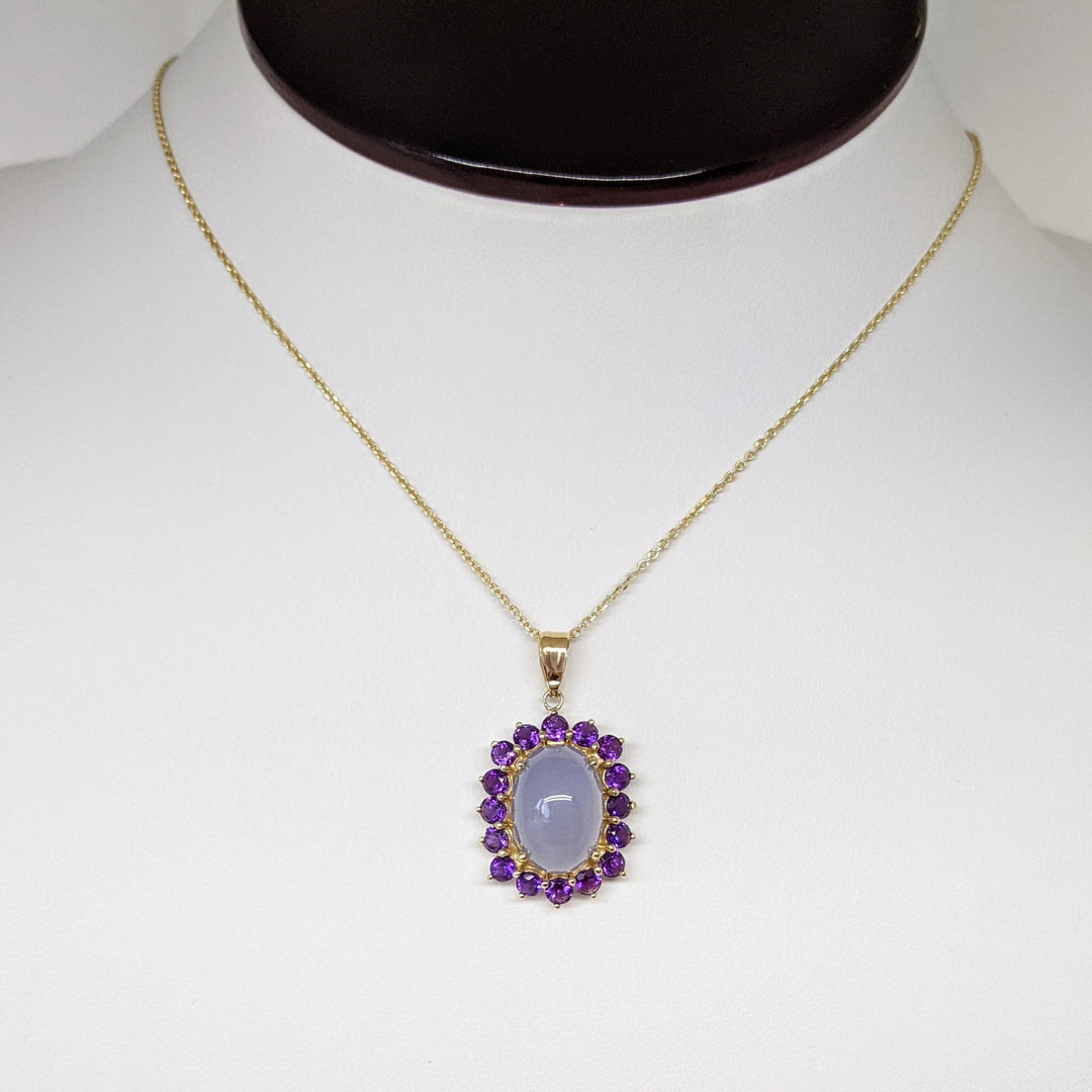 14K PURPLE JADE CABOCHON 10X14 WITH (16) 3MM AMETHYST ESTATE PENDANT & CHAIN 5.8 GRAMS