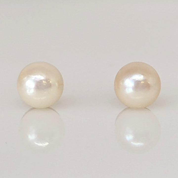 14K PEARL ROUND 5.5MM ESTATE STUD EARRINGS 0.9 GRAMS