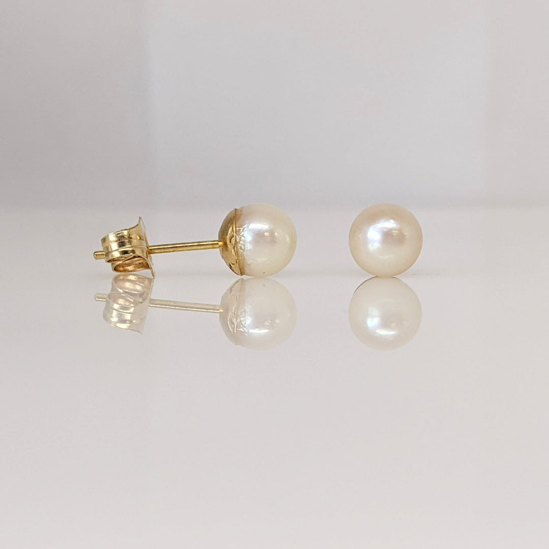 14K PEARL ROUND 5.5MM ESTATE STUD EARRINGS 0.9 GRAMS