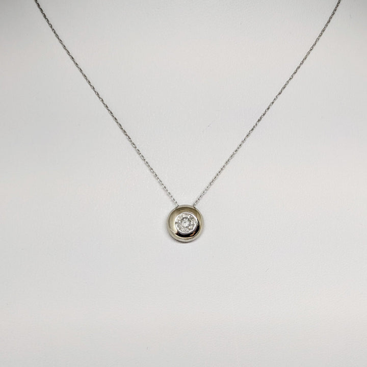 14K WHITE .50 CARAT TOTAL I2 H DIAMOND ROUND BEZEL ESTATE PENDANT & CHAIN 2.1 GRAMS
