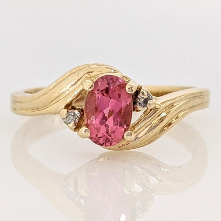 10K PINK TOURMALINE OVAL 4X6 WITH (2) MELEE ESTATE RING 2.0 GRAMS