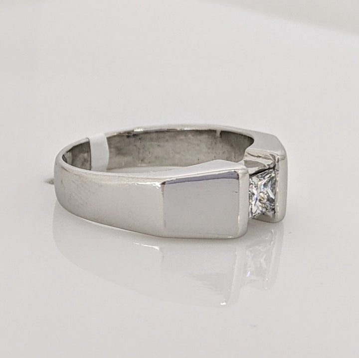 PLATINUM .45 CARAT TOTAL VS2 G DIAMOND PRINCESS CUT ESTATE BAND 13.7 GRAMS