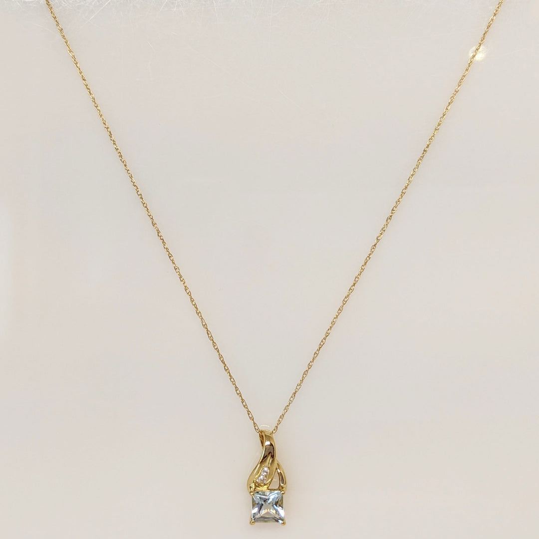 10K AQUAMARINE PRINCESS CUT 5MM WITH MELEE ESTATE PENDANT & CHAIN 1.2 GRAMS