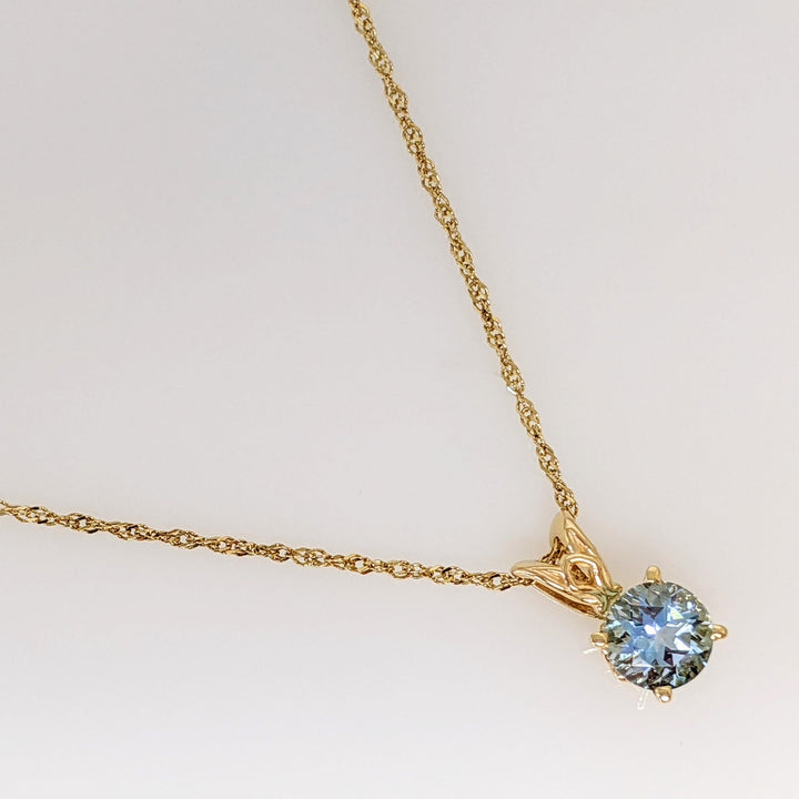 14K AQUAMARINE ROUND 6MM SOLITAIRE ESTATE PENDANT & CHAIN 1.9 GRAMS