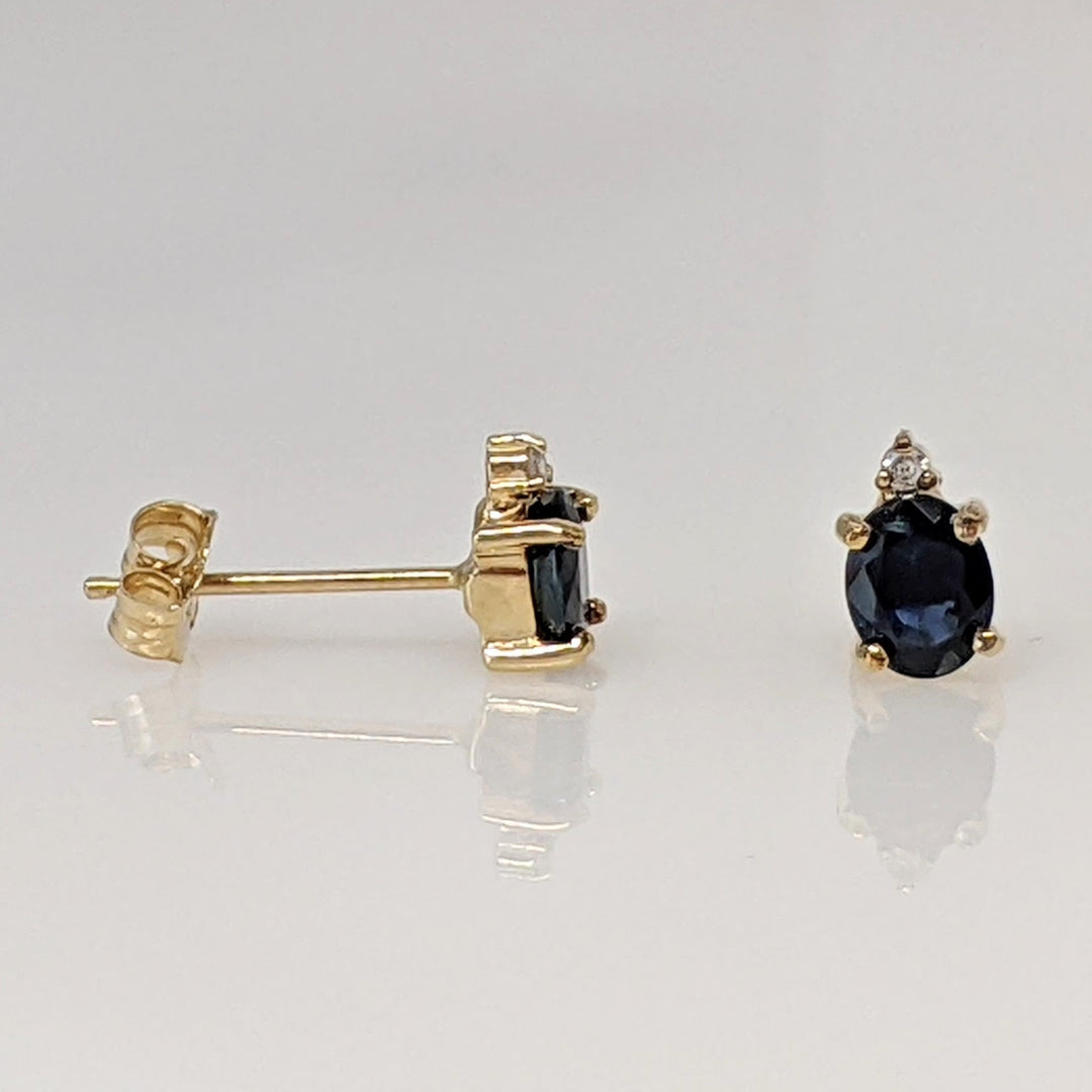 14K SAPPHIRE OVAL 4X5 WITH (2) MELEE ESTATE EARRINGS 0.8 GRAMS
