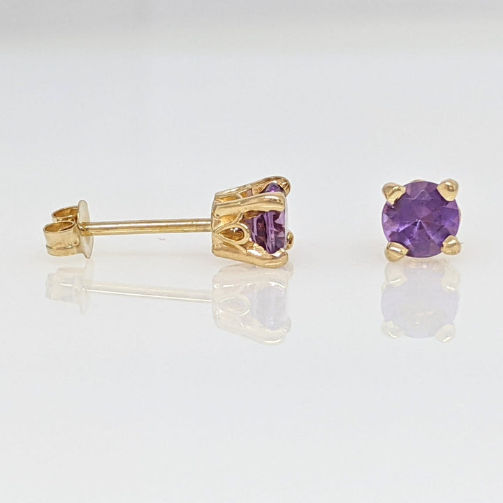 14K AMETHYST ROUND 4MM ESTATE STUD EARRINGS 0.7 GRAMS