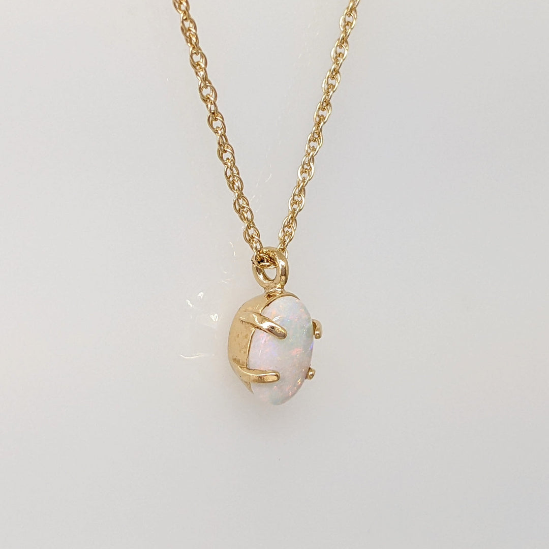 14K OPAL OVAL 5X7 ESTATE PENDANT & CHAIN 1.3 GRAMS