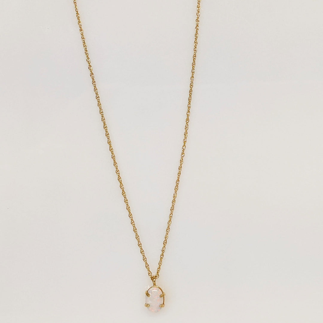 14K OPAL OVAL 5X7 ESTATE PENDANT & CHAIN 1.3 GRAMS