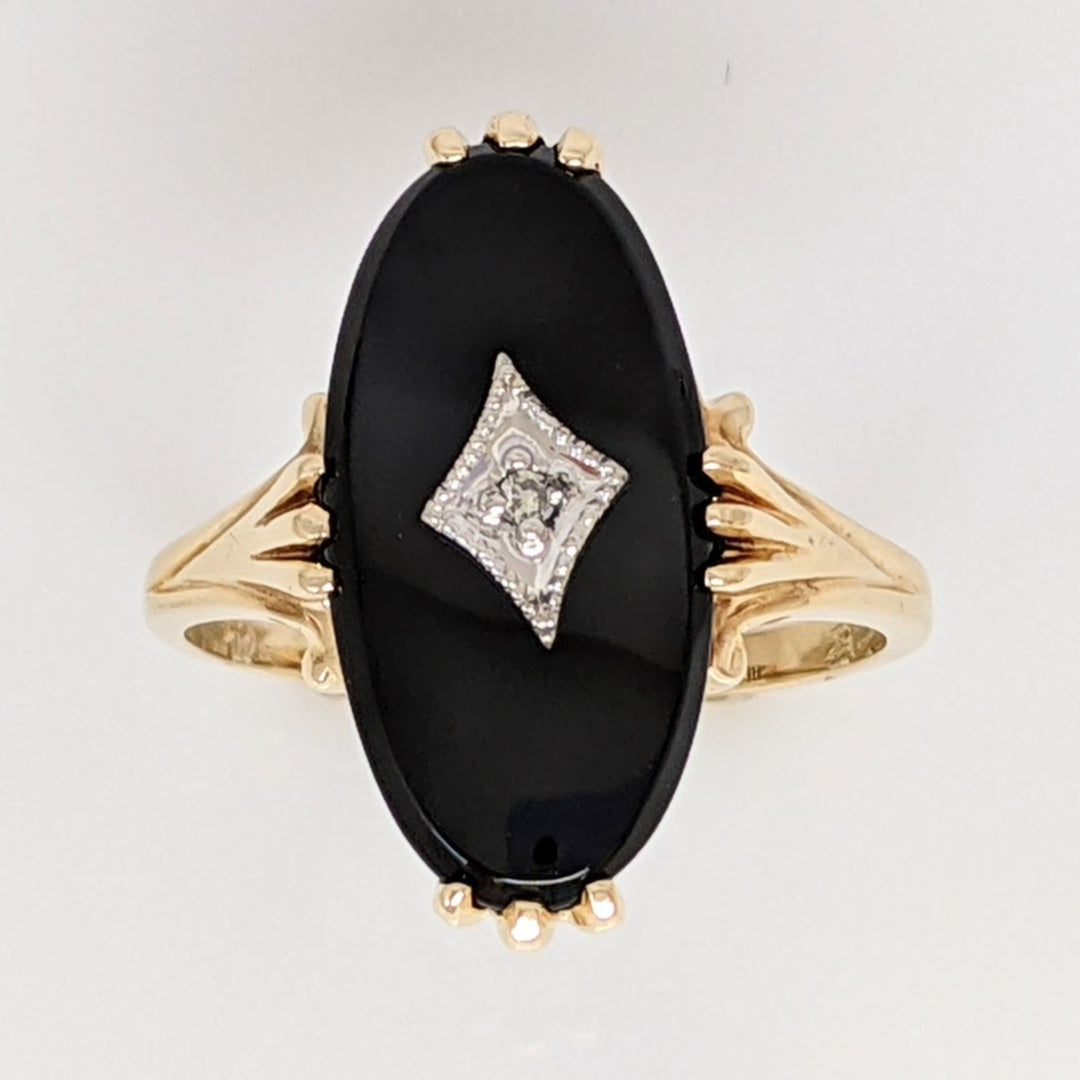 10K ONYX OVAL 8X17 WITH MELEE ESTATE RING 3.0 GRAMS