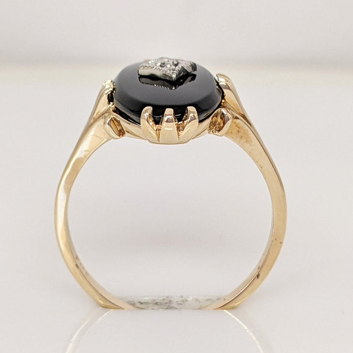 10K ONYX OVAL 8X17 WITH MELEE ESTATE RING 3.0 GRAMS