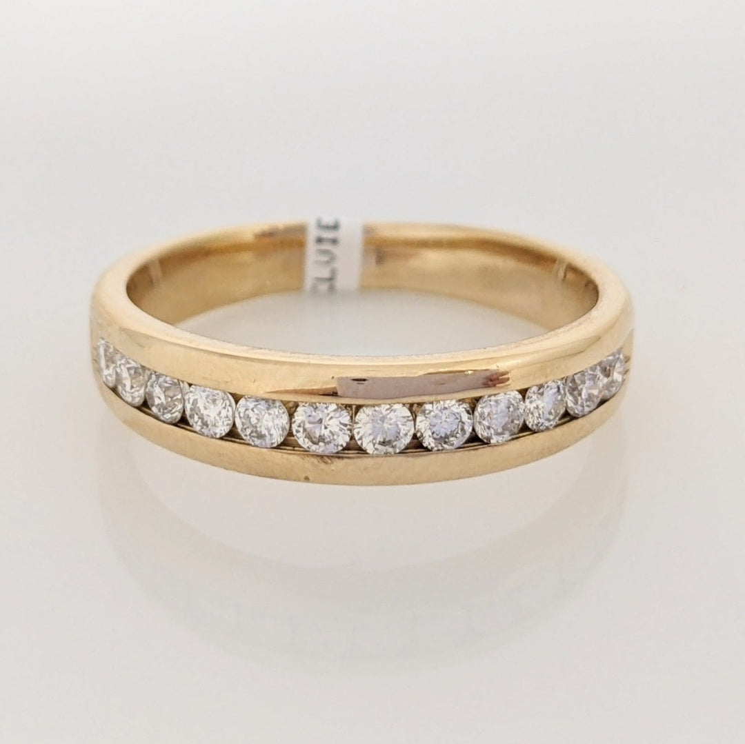 14K .38 CARAT TOTAL WEIGHT I1 I DIAMOND ROUND (12) CHANNEL SET ESTATE BAND 4.1 GRAMS