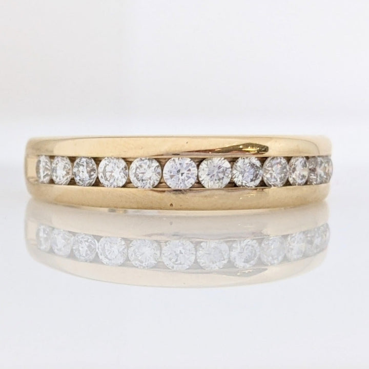 14K .38 CARAT TOTAL WEIGHT I1 I DIAMOND ROUND (12) CHANNEL SET ESTATE BAND 4.1 GRAMS
