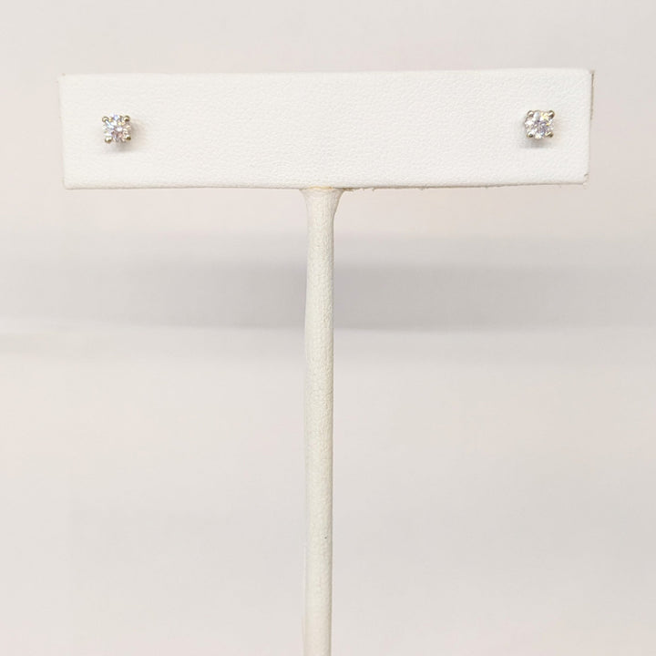 14K WHITE .25 CARAT TOTAL WEIGHT SI2 H DIAMOND ROUND (2) ESTATE STUD EARRINGS 0.8 GRAMS