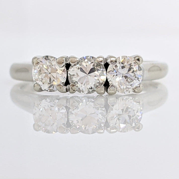 14K WHITE .83 CARAT TOTAL WEIGHT VS2 I DIAMOND ROUND (3) EUROPEAN CUT ESTATE RING 2.9 GRAMS