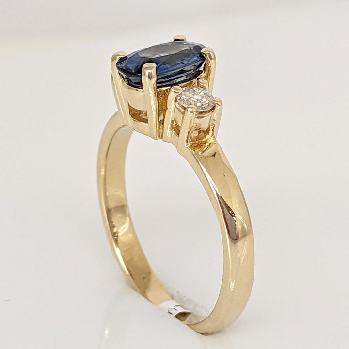 14K SAPPHIRE OVAL "AA" 5X7 WITH (2) MELEE ESTATE RING 2.6 GRAMS
