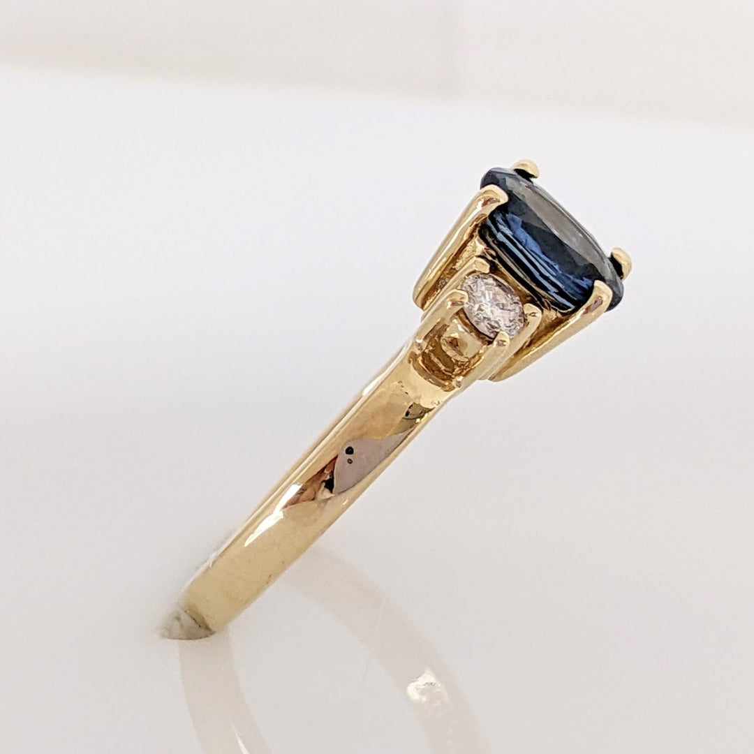 14K SAPPHIRE OVAL "AA" 5X7 WITH (2) MELEE ESTATE RING 2.6 GRAMS