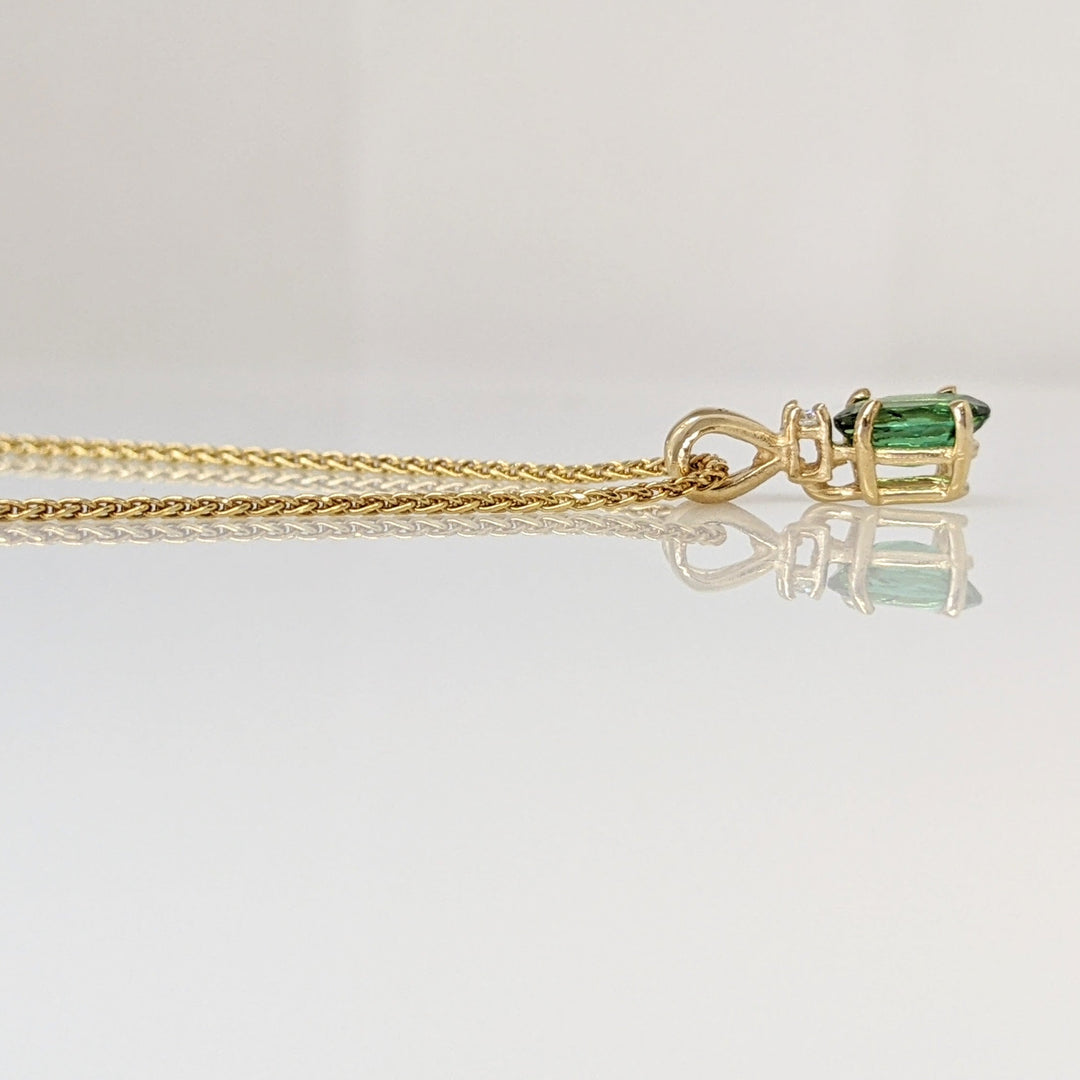 14K GREEN TOURMALINE OVAL 4X6 WITH MELEE ESTATE PENDANT & CHAIN 2.6 GRAMS