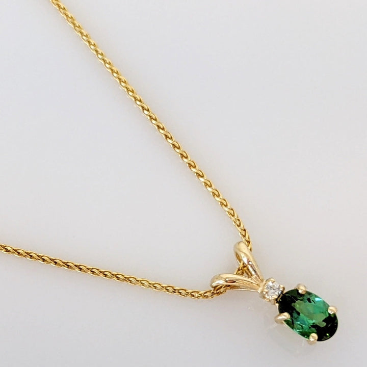 14K GREEN TOURMALINE OVAL 4X6 WITH MELEE ESTATE PENDANT & CHAIN 2.6 GRAMS