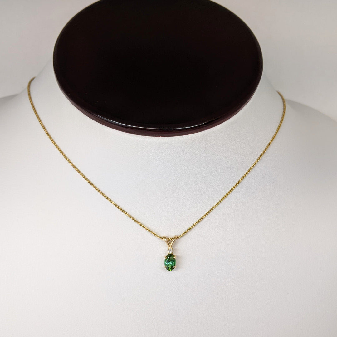 14K GREEN TOURMALINE OVAL 4X6 WITH MELEE ESTATE PENDANT & CHAIN 2.6 GRAMS