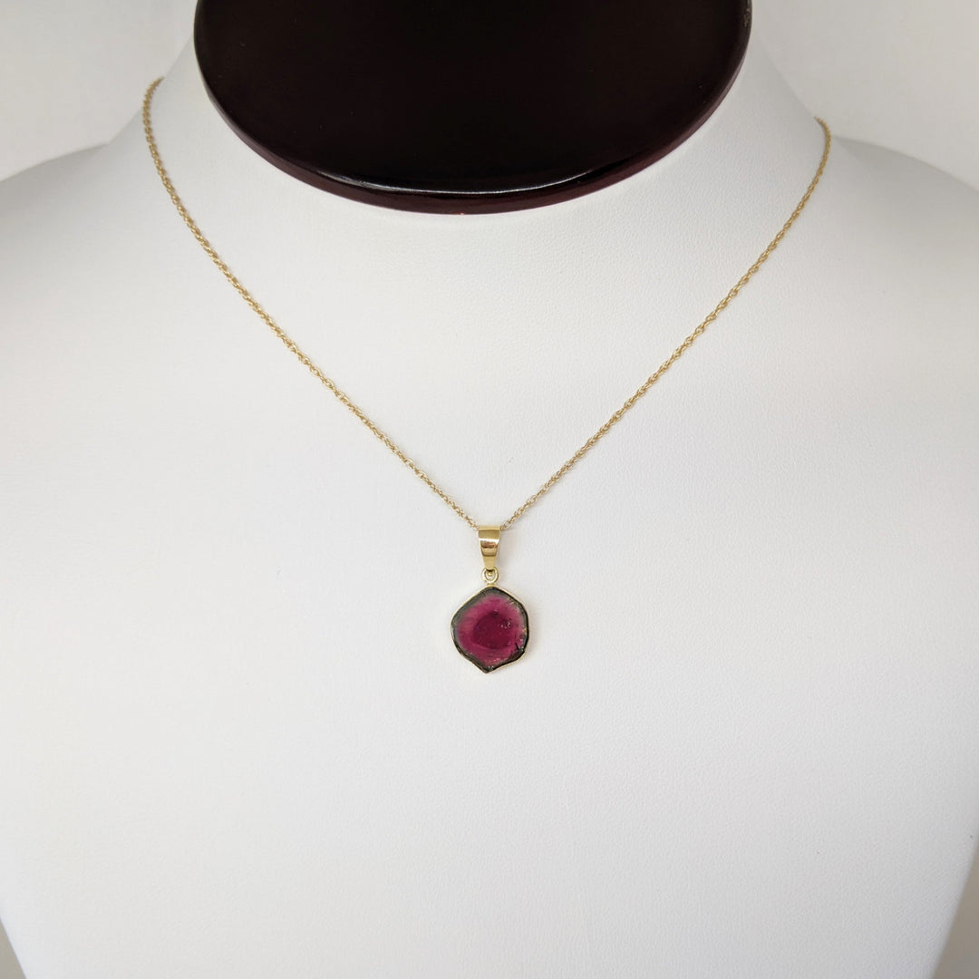 14K BI-COLORED TOURMALINE 11MM BEZEL ESTATE PENDANT & CHAIN 2.3 GRAMS