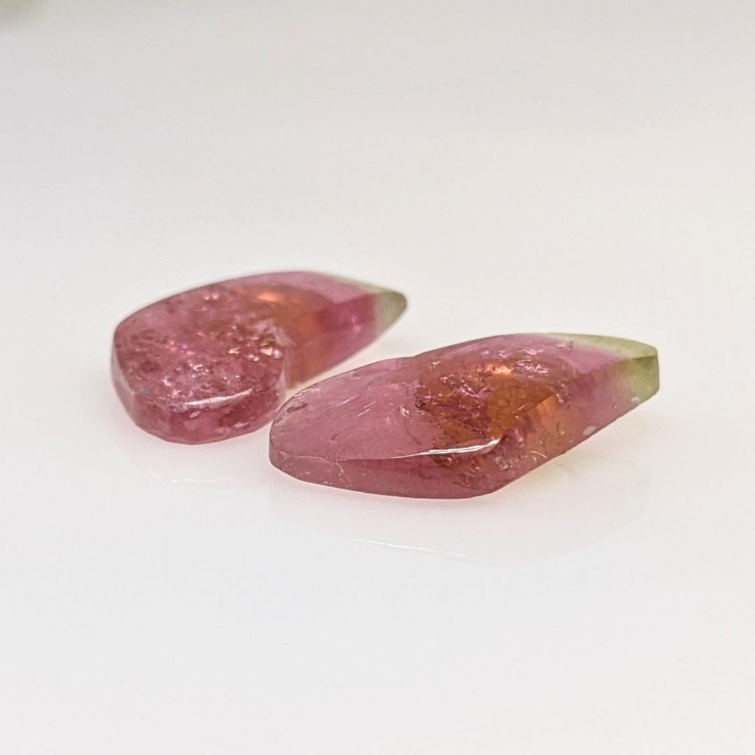 14K BI-COLORED FREE FORM TOURMALINE ROCK STUD ESTATE EARRINGS 2.0 GRAMS