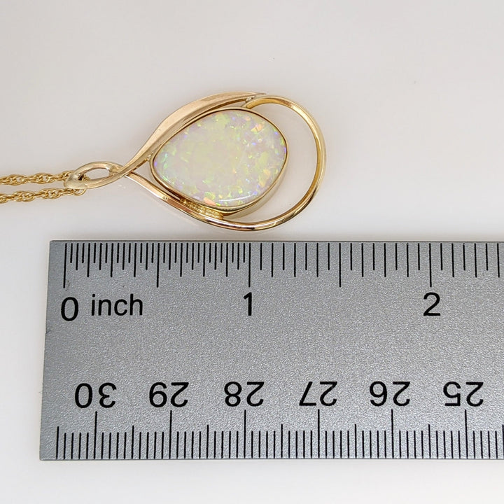 14K OPAL FREE FORM 14X18 BEZEL GOLD TRIM ESTATE PENDANT & CHAIN 7.0 GRAMS