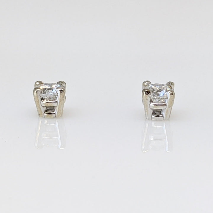 14K WHITE .46 CARAT TOTAL WEIGHT I1 H DIAMOND ROUND (2) ESTATE STUD EARRINGS 1.2 GRAMS