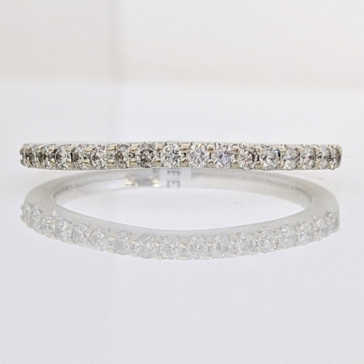 14K WHITE .26 CARAT TOTAL WEIGHT SI2 H DIAMOND ROUND (17) ESTATE BAND 2.1 GRAMS