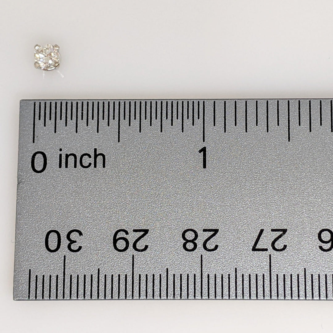 14K WHITE .36 CARAT TOTAL WEIGHT SI2 H DIAMOND ROUND (2) ESTATE STUD EARRINGS 0.7 GRAMS
