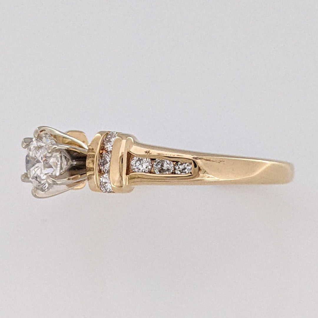 14K .60 CARAT TOTAL WEIGHT SI J DIAMOND ROUND (13) ESTATE RING 3.3 GRAMS