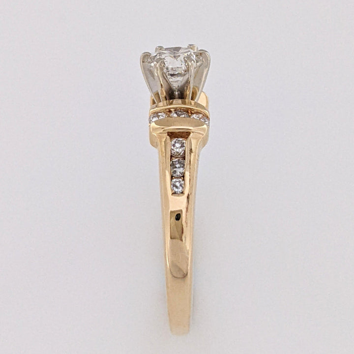 14K .60 CARAT TOTAL WEIGHT SI J DIAMOND ROUND (13) ESTATE RING 3.3 GRAMS