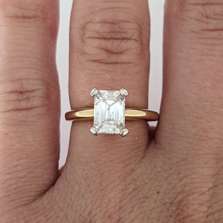 14K 1.21 CARAT TOTAL I1 G DIAMOND EMERALD CUT ESTATE SOLITAIRE RING 2.5 GRAMS