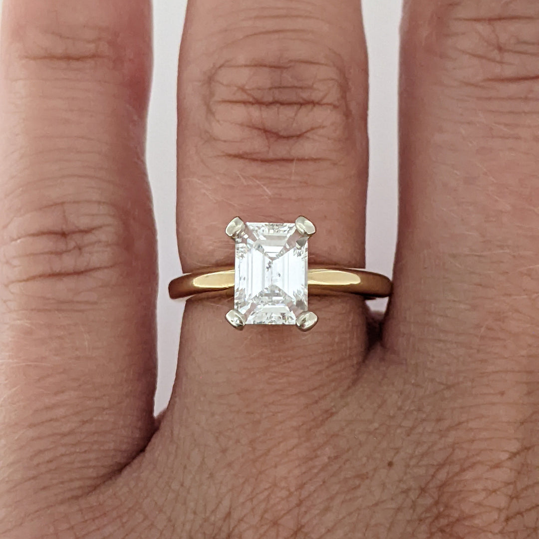 14K 1.21 CARAT TOTAL I1 G DIAMOND EMERALD CUT ESTATE SOLITAIRE RING 2.5 GRAMS