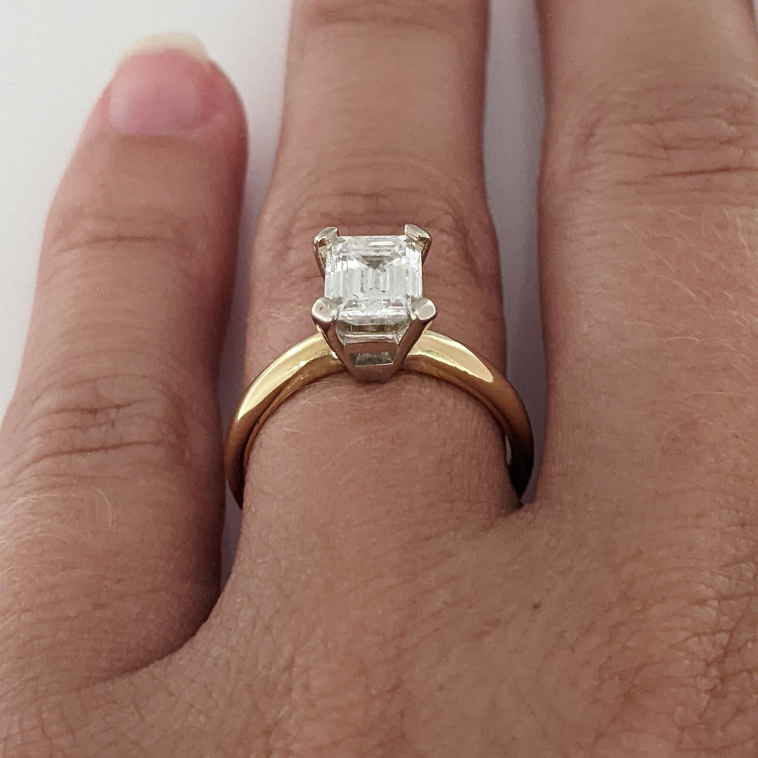 14K 1.21 CARAT TOTAL I1 G DIAMOND EMERALD CUT ESTATE SOLITAIRE RING 2.5 GRAMS