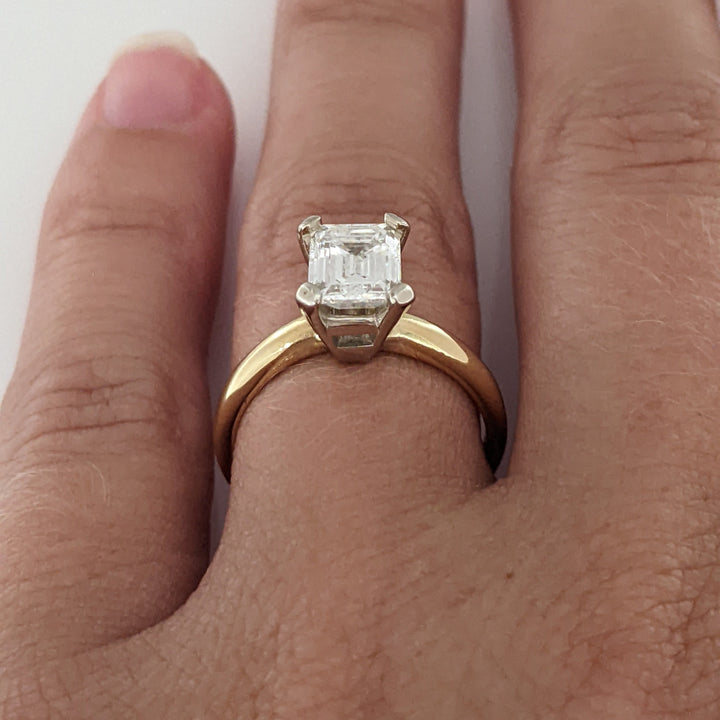 14K 1.21 CARAT TOTAL I1 G DIAMOND EMERALD CUT ESTATE SOLITAIRE RING 2.5 GRAMS