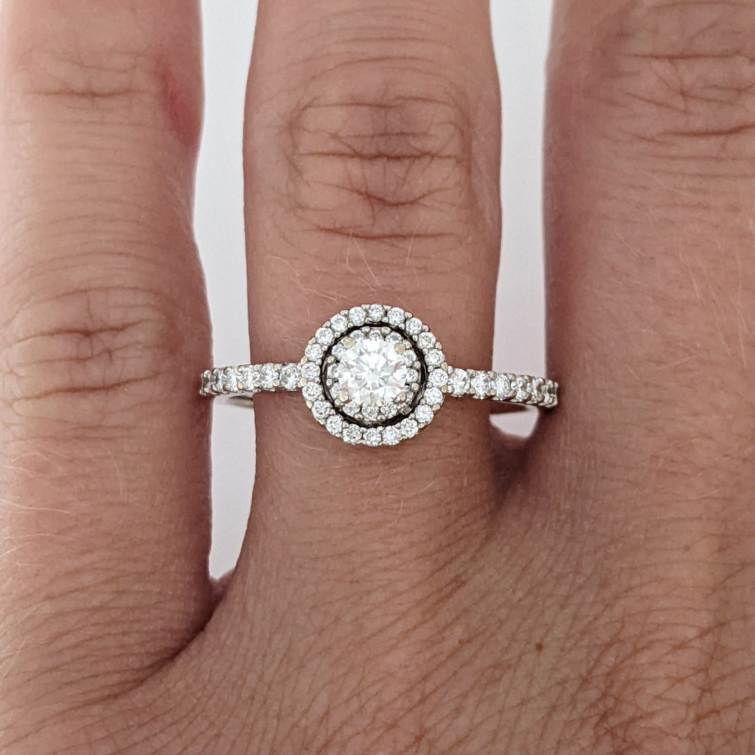 14K WHITE .56 CARAT TOTAL WEIGHT SI2 H DIAMOND ROUND (47) HALO ESTATE RING 2.2 GRAMS